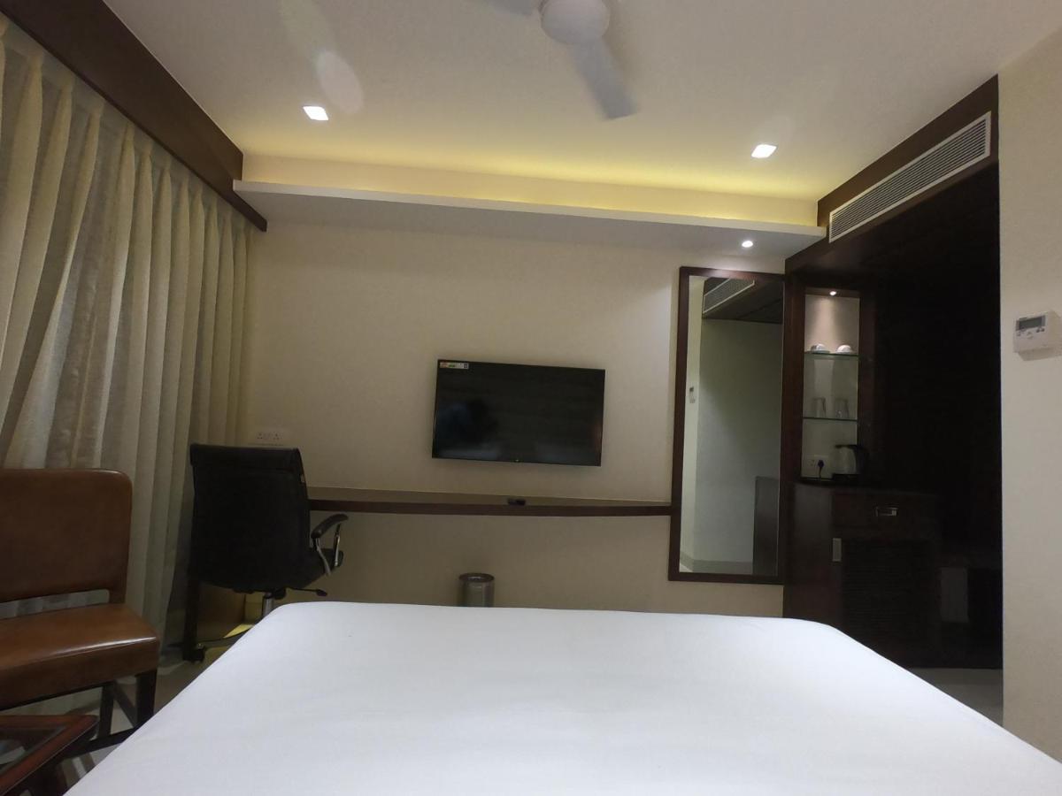 Hotel The Bellevue Indore Zewnętrze zdjęcie