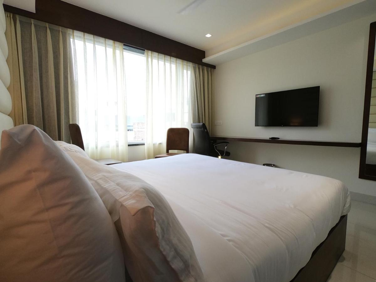 Hotel The Bellevue Indore Zewnętrze zdjęcie