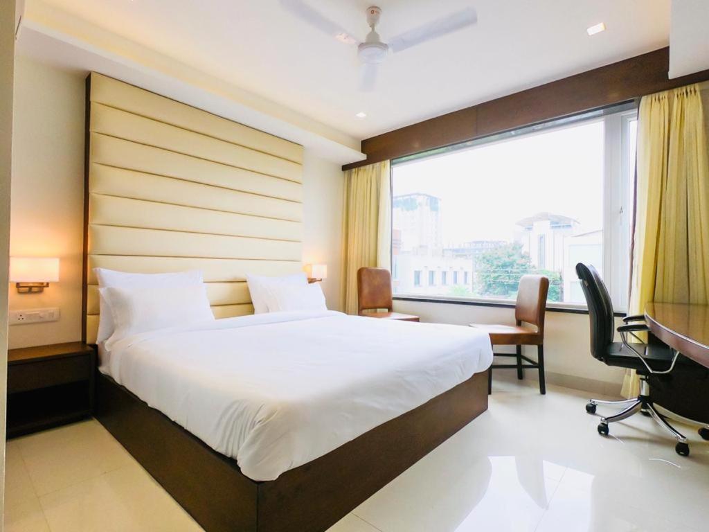 Hotel The Bellevue Indore Zewnętrze zdjęcie